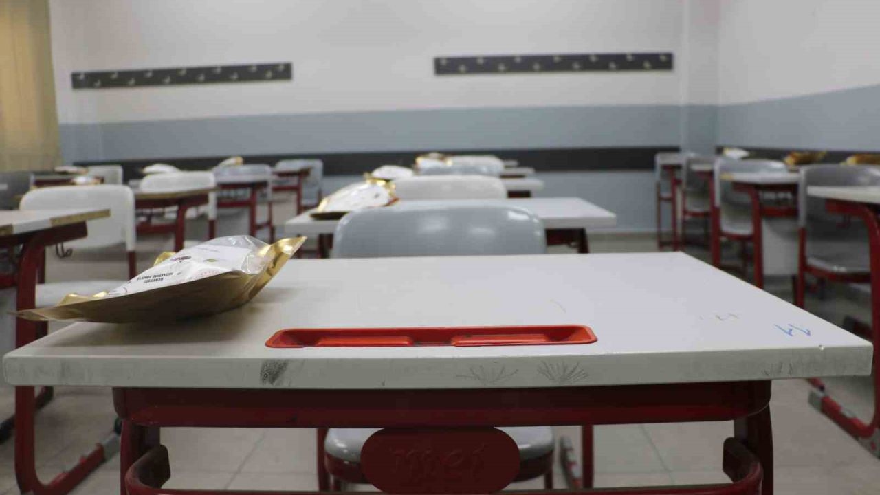 1 milyon 22 bin 658 öğrencinin gireceği LGS’nin hazırlıkları devam ediyor