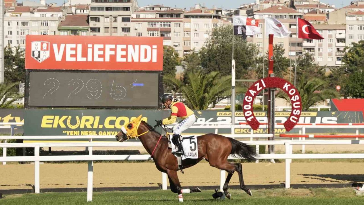 100. Gazi Koşusu’nu Halis Karataş ile Bay Nalçakan kazandı