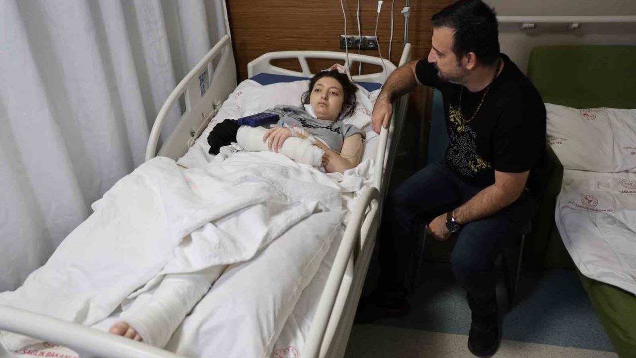 12. kattan düşen Ecrin’in doktoru: "Tente hava yastığı gibi enerjiyi sönümledi"
