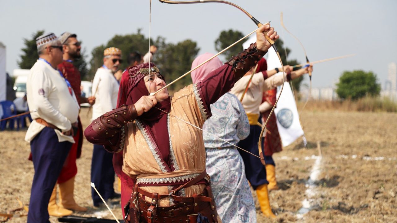 14. Uluslararası Fetih Kupası Geleneksel Okçuluk Menzil Atışları bugün başladı