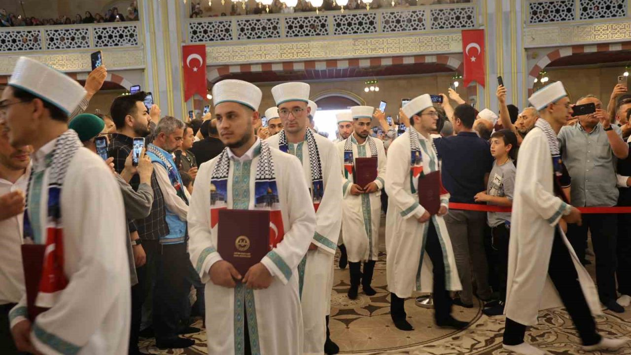 207 hafız icazet belgesini aldı