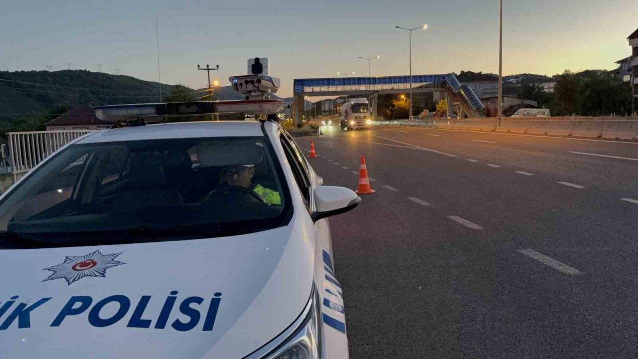 232 Araç trafikten men edildi