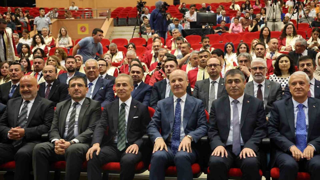 30 üniversiteye ’Spor Dostu Kampüs’ sertifikası