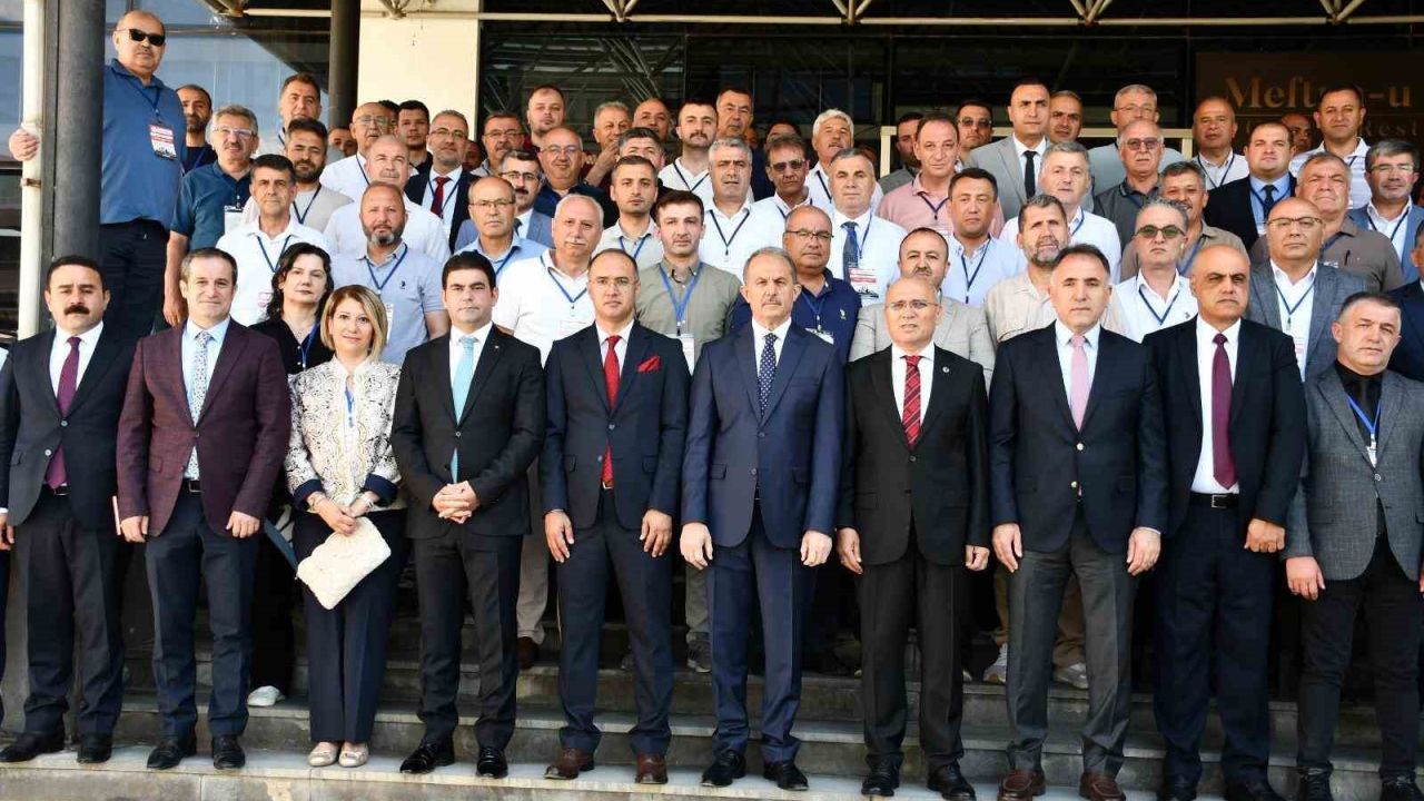 81 ilin öğretmenevi müdürleri Hakkâri’de buluştu