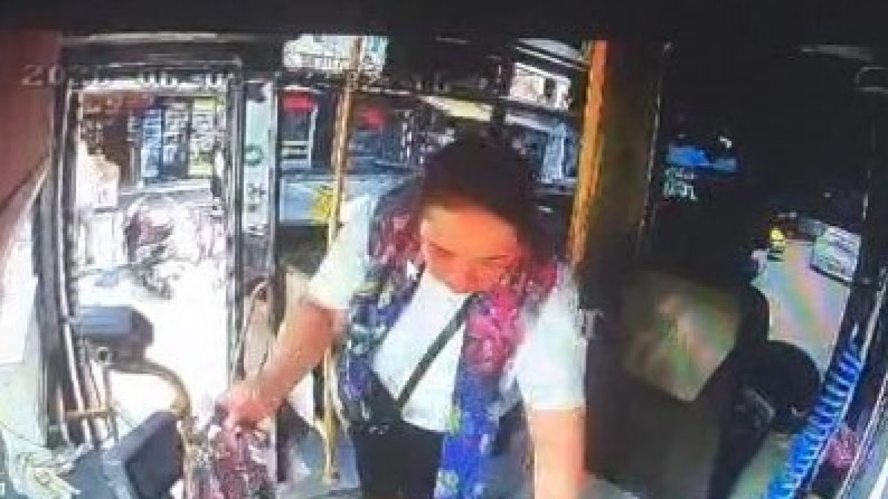 Adana’da otobüs şoförünün parasını çalıp kaçtı