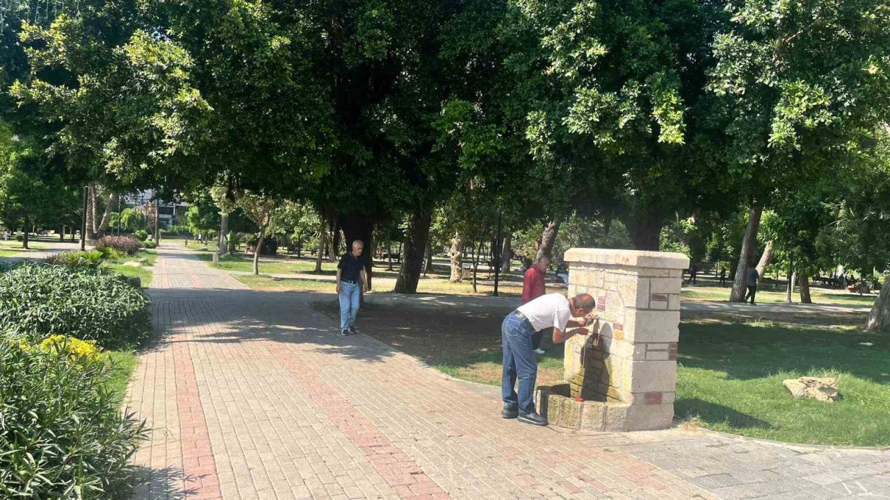 Adana’da termometreler 33 dereceyi gösterdi