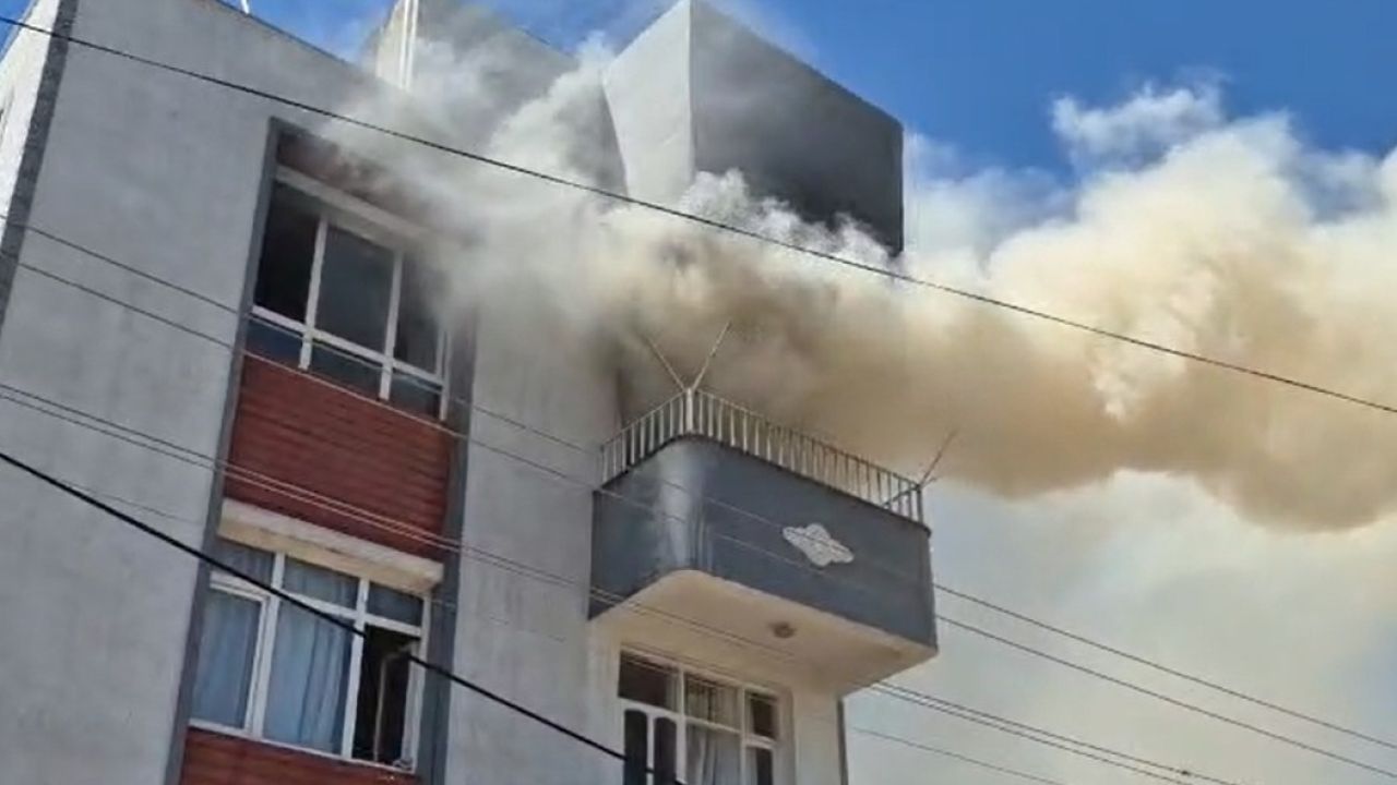 Adıyaman’da ev yangınında 1 kişi dumandan etkilendi