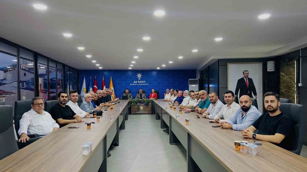 AK Parti’de yol haritası belirlendi
