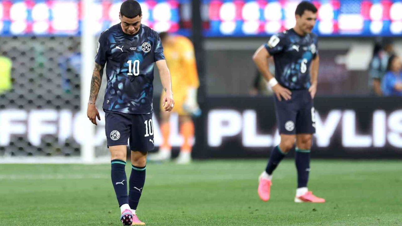 Almiron’un kırmızı kartı, FIFA Dünya Kupası’nda ilk