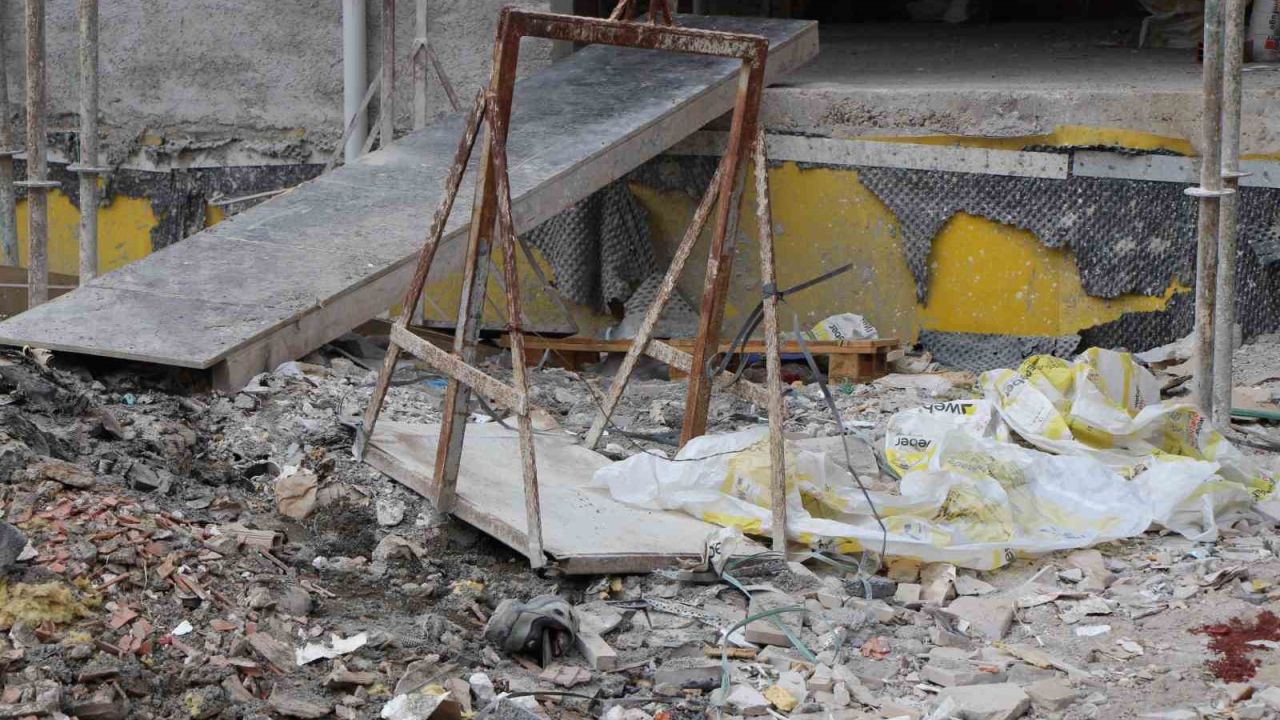 Amasya’da inşaattan düşen işçi hayatını kaybetti
