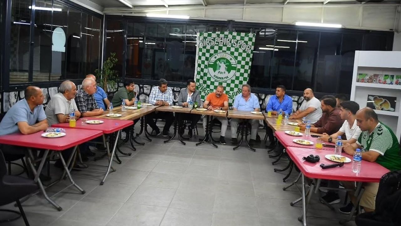 Anahtar Parti’den Kırşehir FK’ya destek