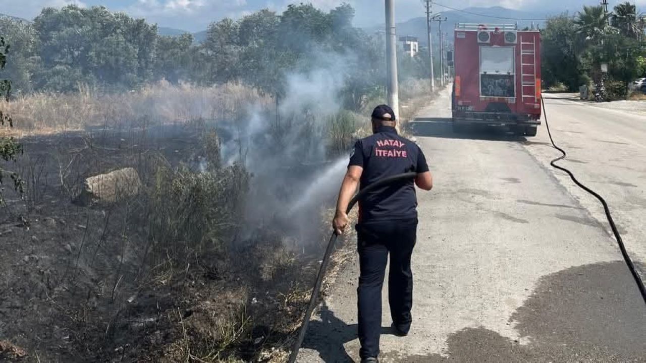 Arsuz’da bahçe yangını