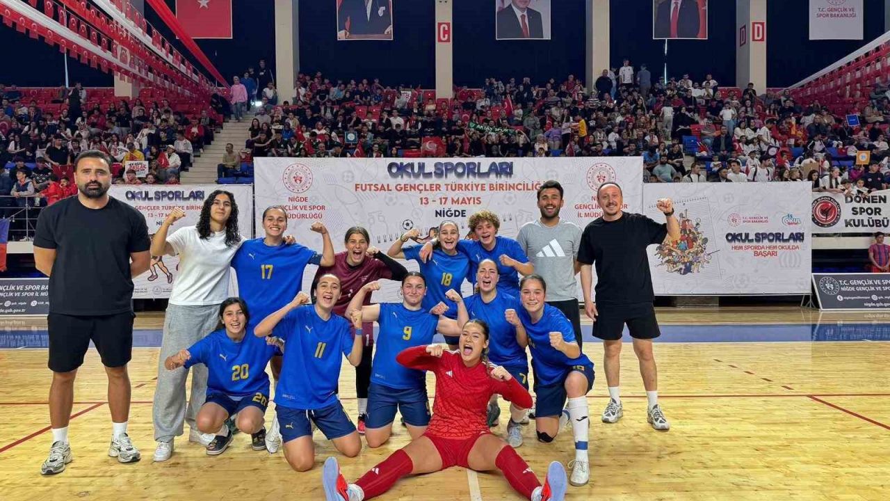 Asiye Ağaoğlu Anadolu Lisesi Kız Futsal Takımı 3’üncü kez Türkiye Şampiyonu oldu