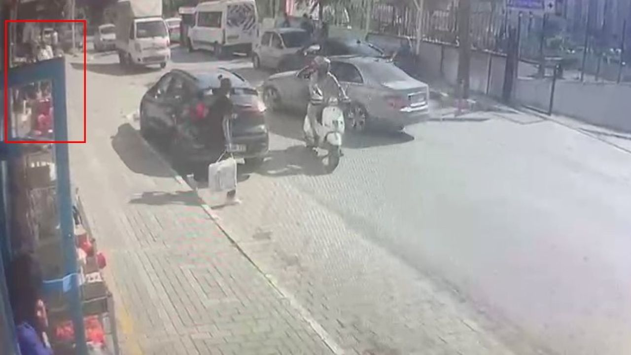 Avcılar’da çocuklar arasında çıkan kavgada bir kişi bıçaklandı: O anlar kamerada
