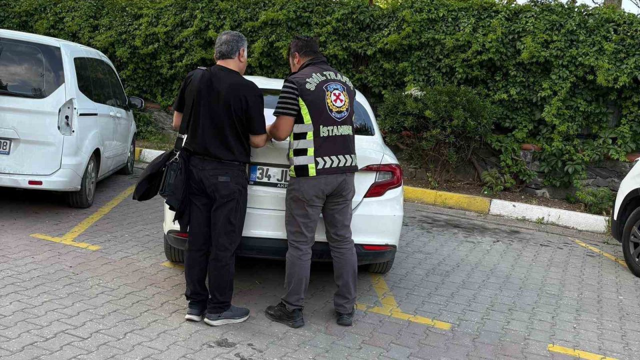 Avcılar’da trafikte yol verme kavgasında iki sürücüye 361 bin lira ceza