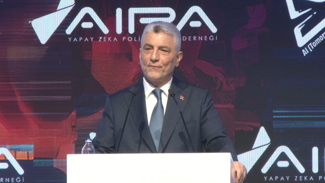 Bakan Bolat: "Dış Ticaret Anomali Tespit Sistemi sayesinde olağandışı hareketleri kısa sürede matematiksel ve istatistiksel modellerle anında tespit ediyoruz"