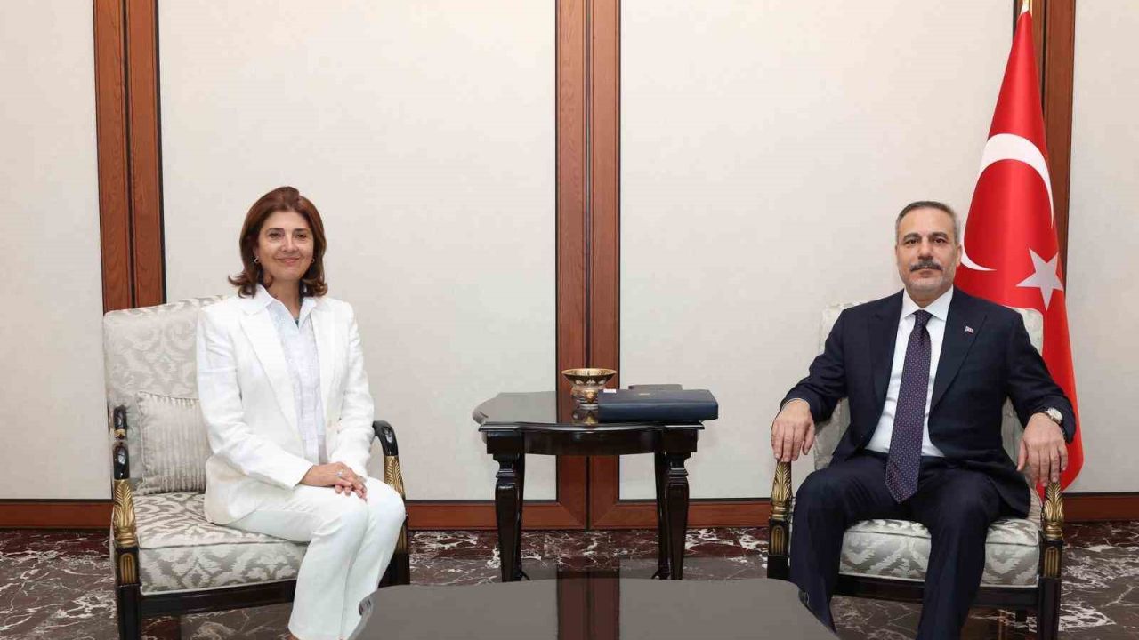 Bakan Fidan, BM Genel Sekreteri’nin Kıbrıs konusunda Şahsi Temsilcisi Holguin ile görüştü