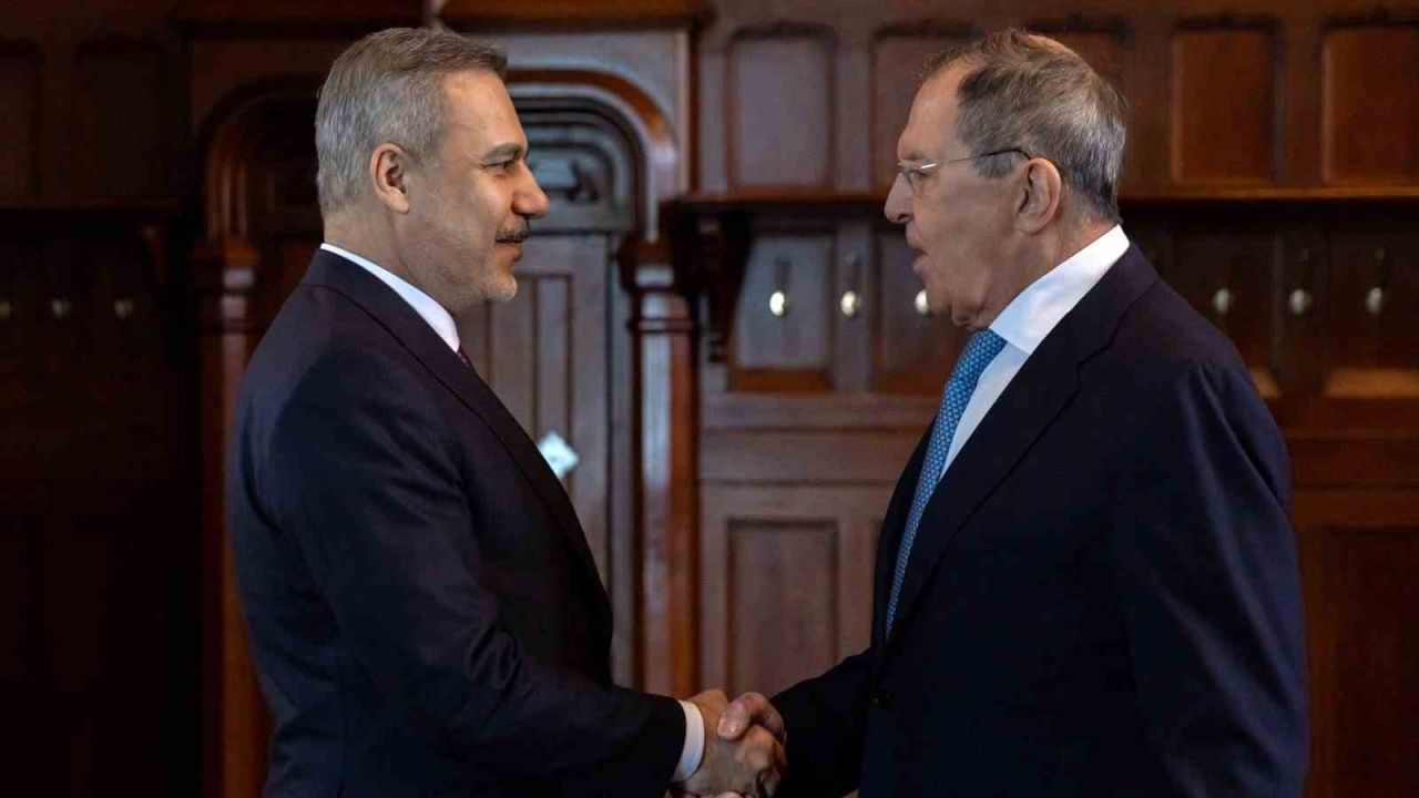 Bakan Fidan, Lavrov ile baş başa görüştü