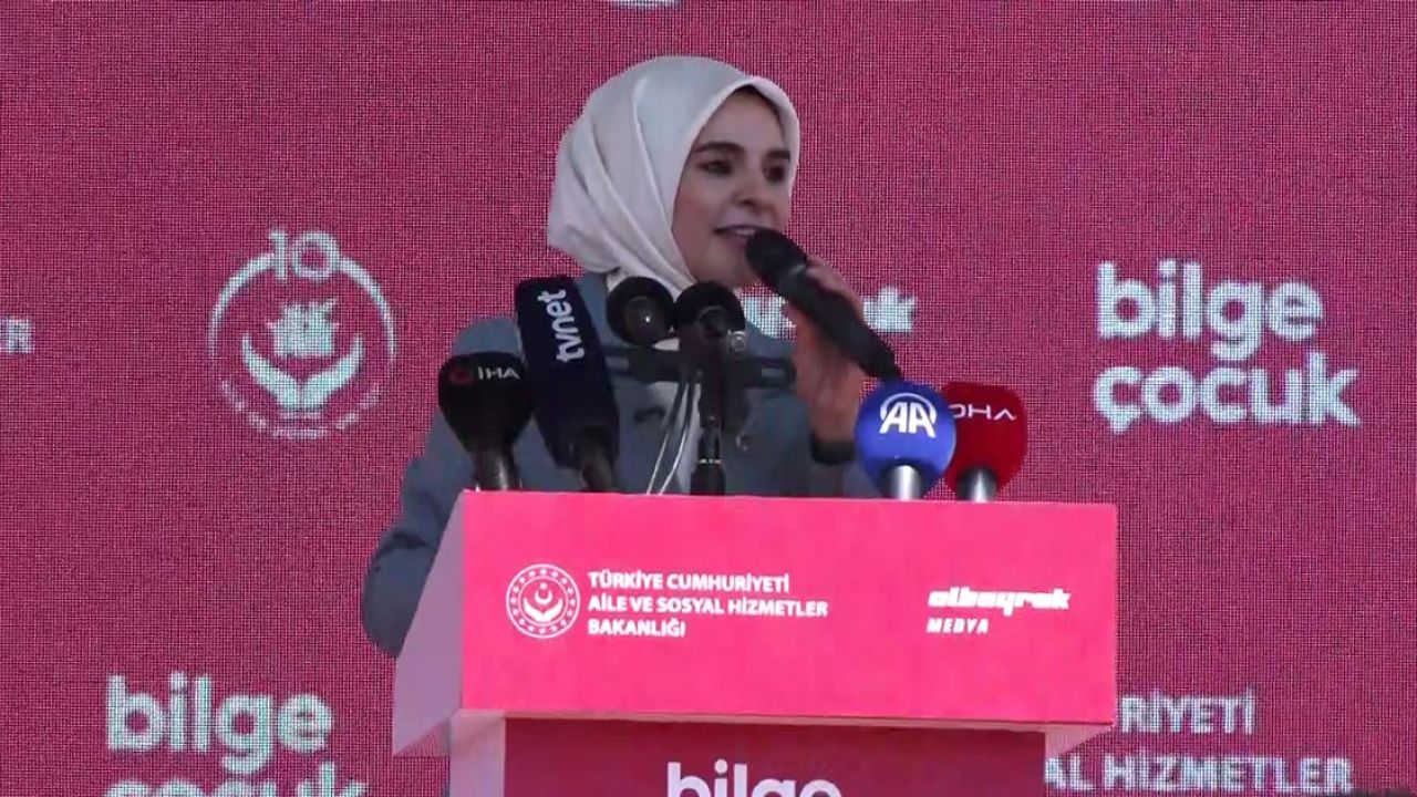 Bakan Göktaş: Çocuğu gözeten ve nesiller arasındaki bağı merkeze alan adımlarımızı sürdüreceğiz
