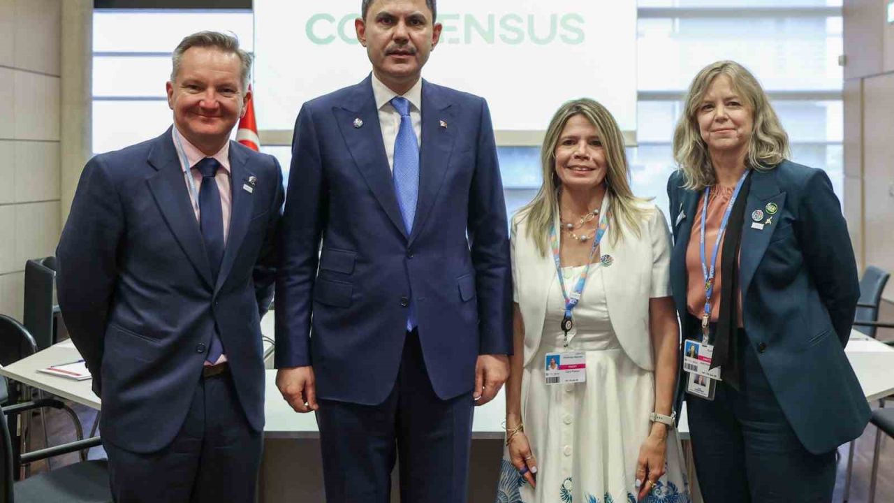 Bakan Kurum, Almanya’da Avustralyalı mevkidaşı Bowen ve BM temsilcileri ile görüştü