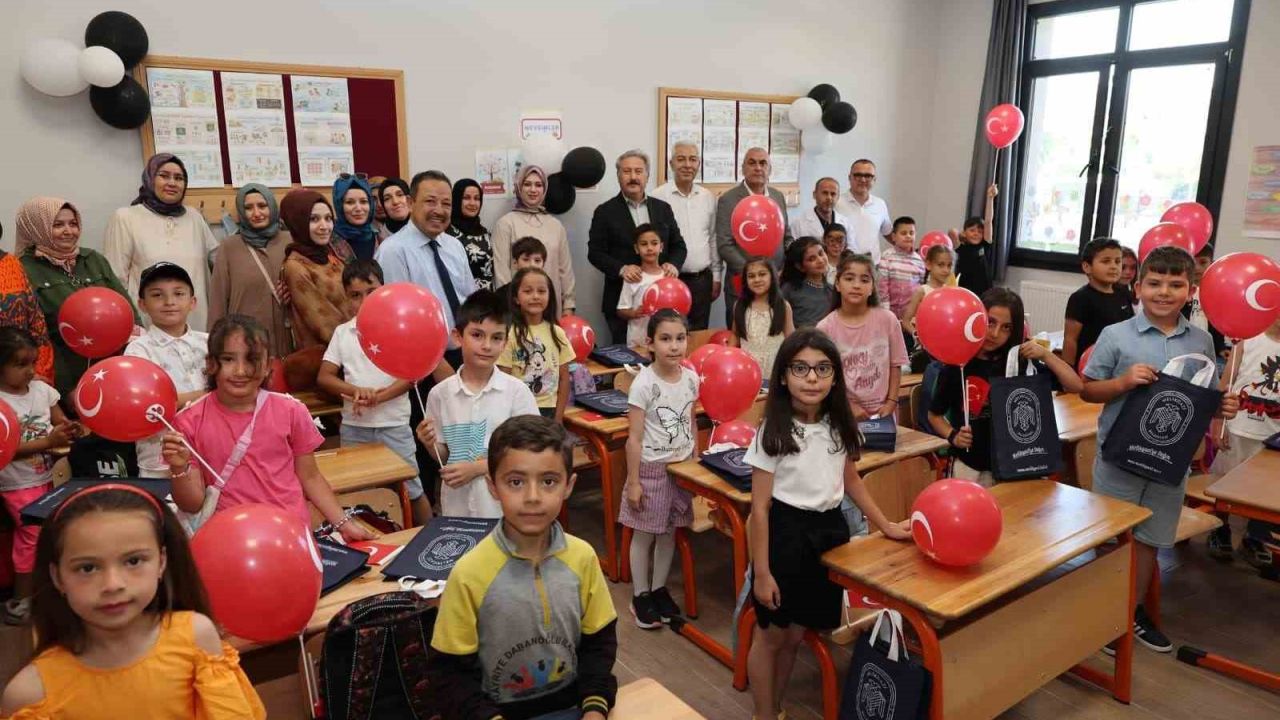 Başkan Palancıoğlu; öğrencilerin karne heyecanına ortak oldu