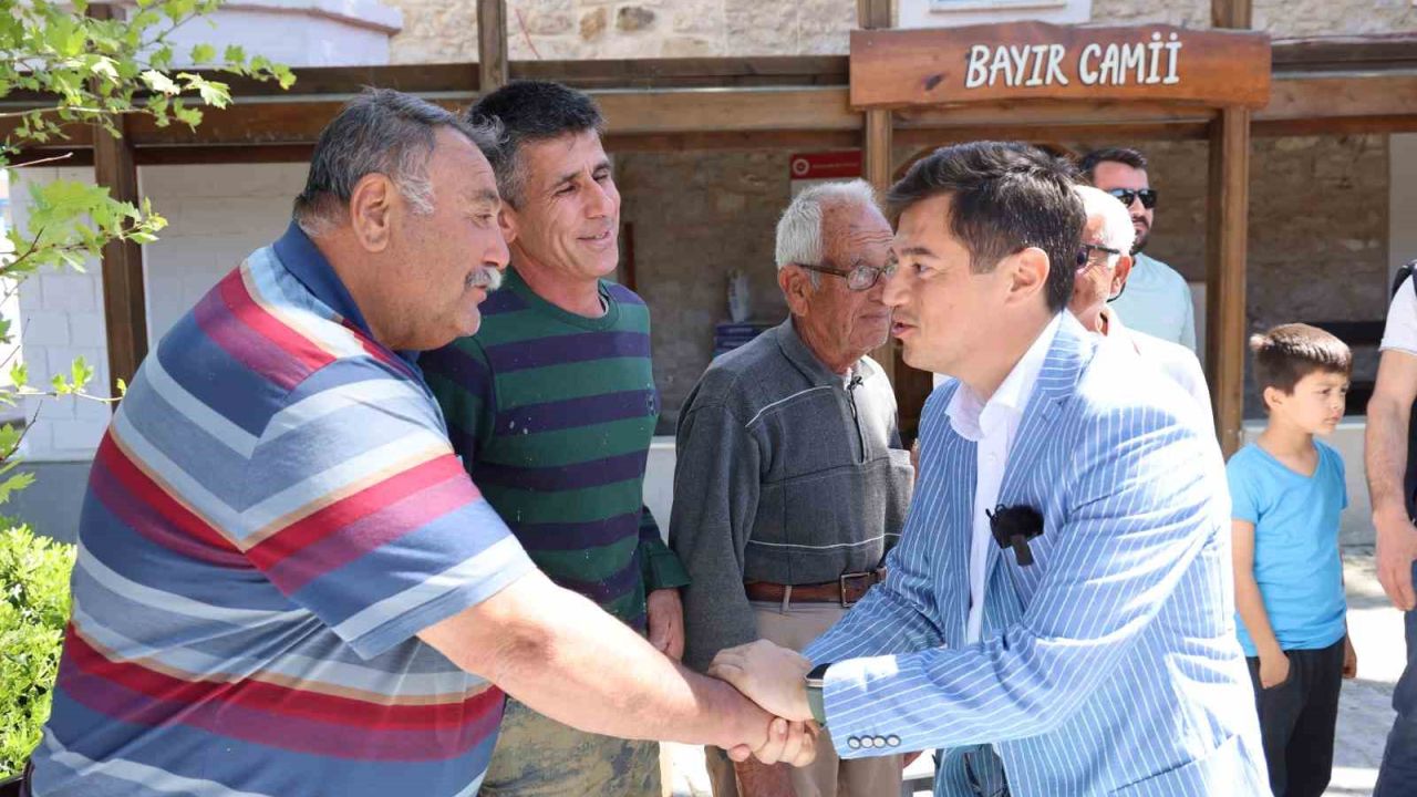 Başkan Ünlü: "Babalarımız toplumumuzun en önemli yapı taşlarından biridir"