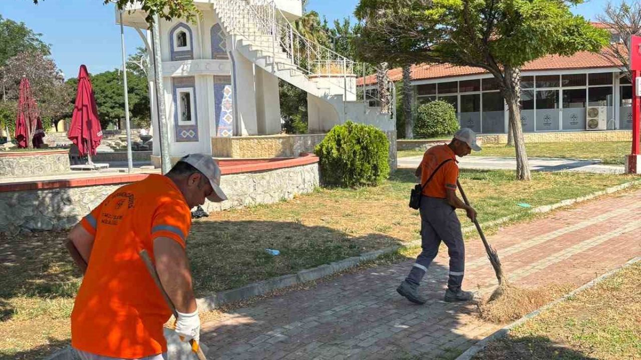 Başkan Zencirci sözünü tuttu işçiler ikramiyelerini aldı