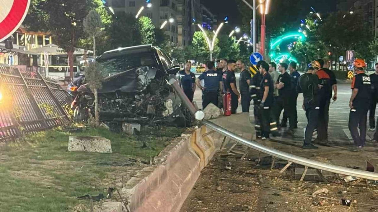 Batman’da araçlar çarpıştı: 3 yaralı