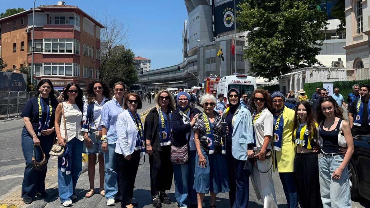 Beyoğlu Fenerbahçeliler Derneği’nden olağanüstü genel kurula yoğun katılım