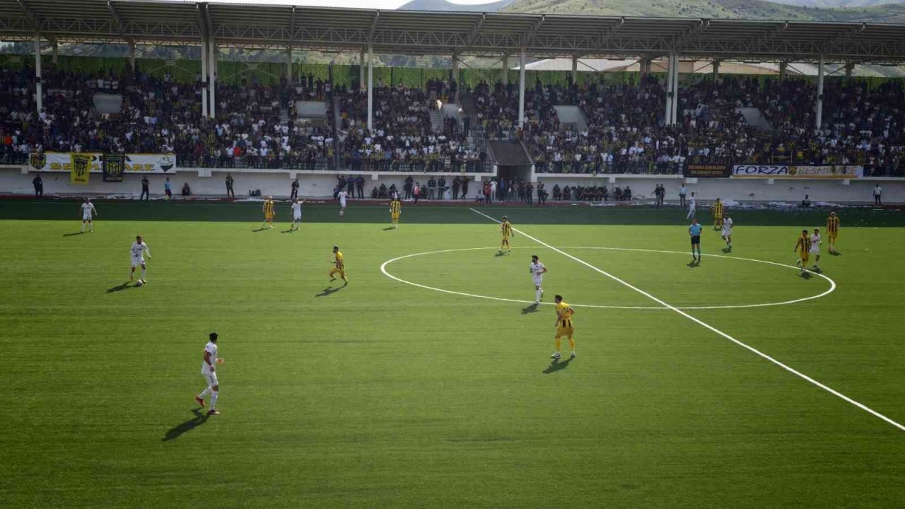 Bitlis’te 3. Lig yolunda büyük adım