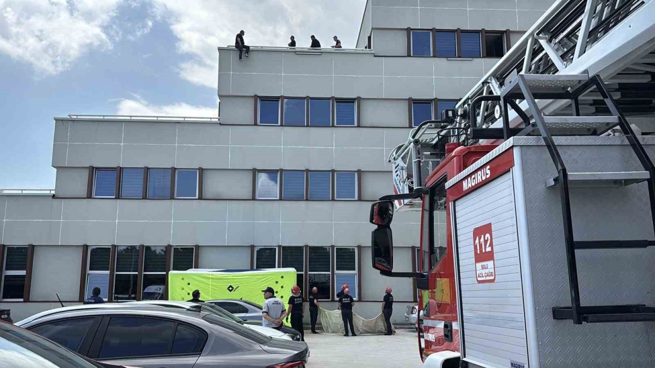 Bolu’da 2 milyon liralık salep cezasına isyan edip çatıya çıktı