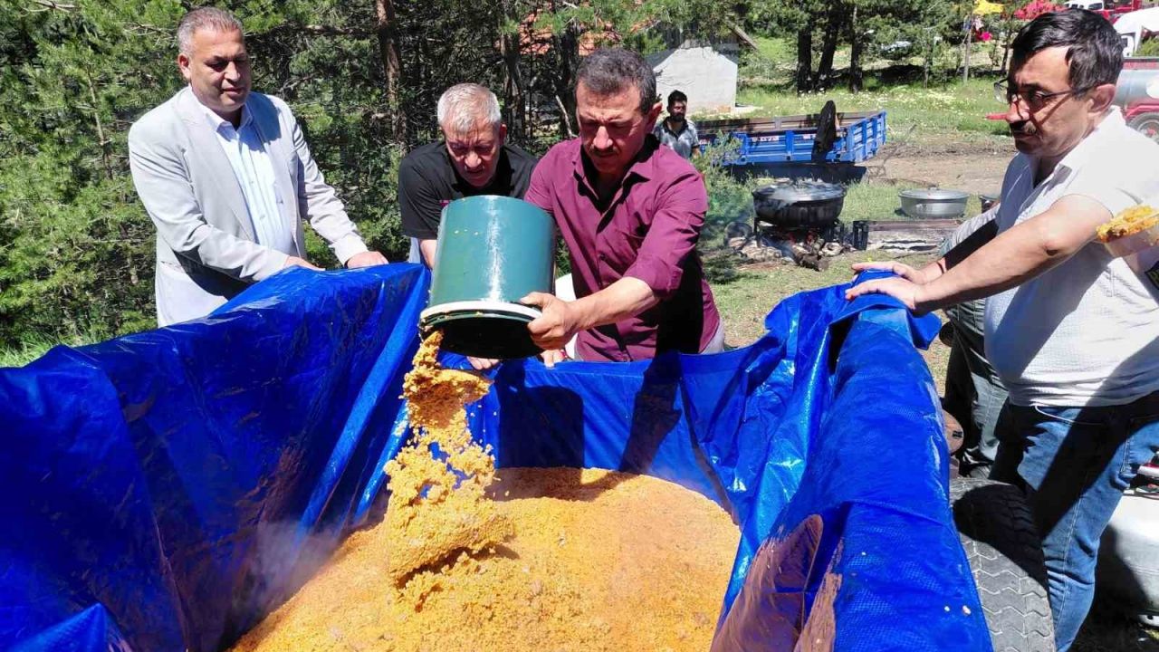 Bolu’da bir asırdır süren geleneksel Şimşir bayramı düzenlendi