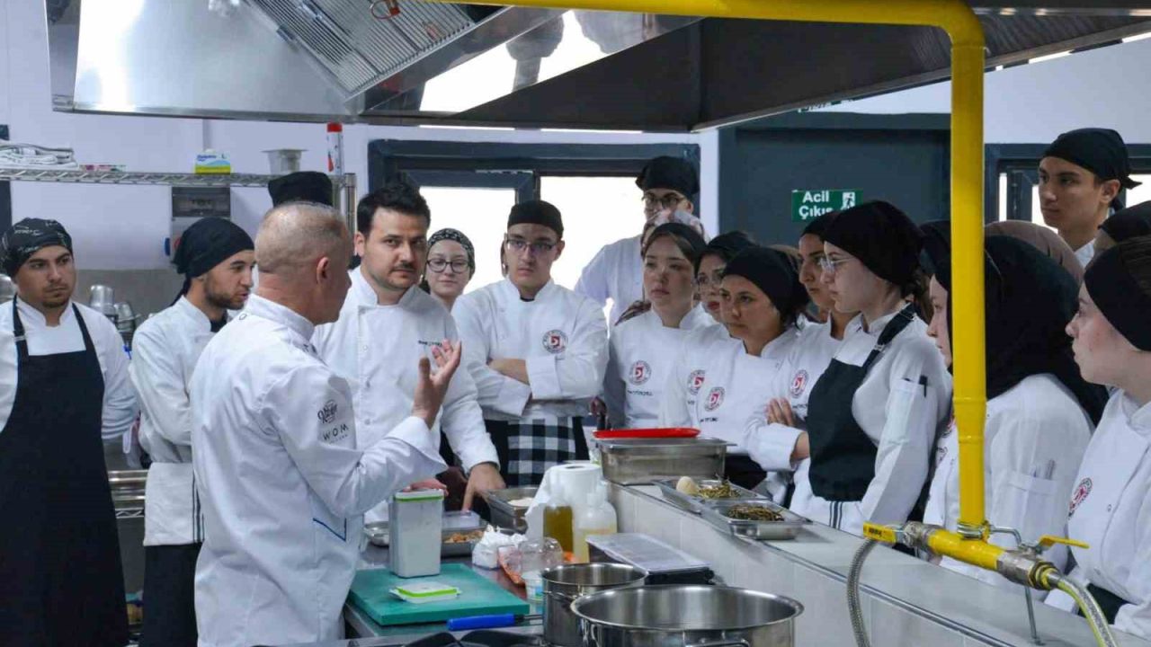 BŞEÜ’de öğrenciler profesyonel mutfakla buluştu