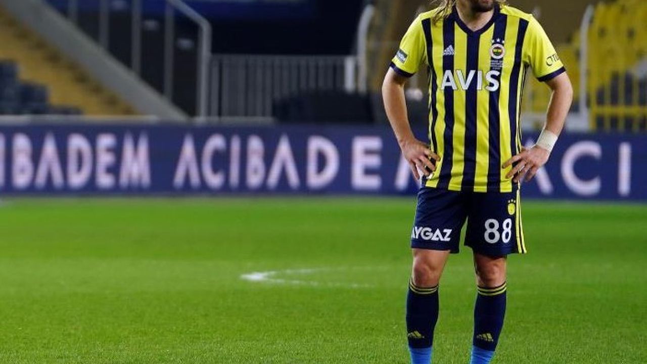 Caner Erkin, profesyonel futbol kariyerini noktaladı