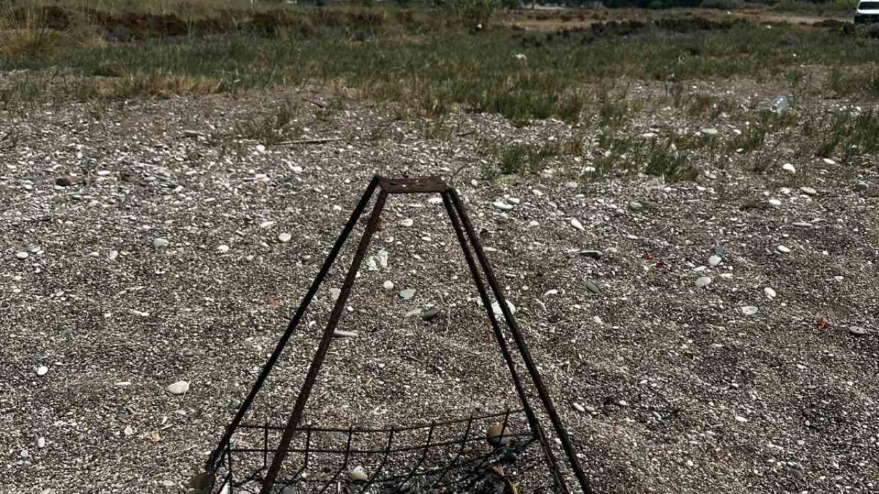 Caretta Caretta yuvasının üzerinde mangal ateşi yaktılar