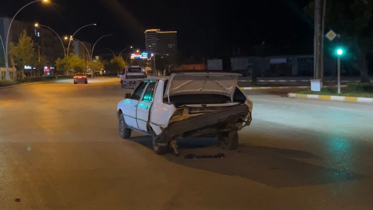 Çorum’da kazaya karışan sürücü aracını bırakıp kaçtı