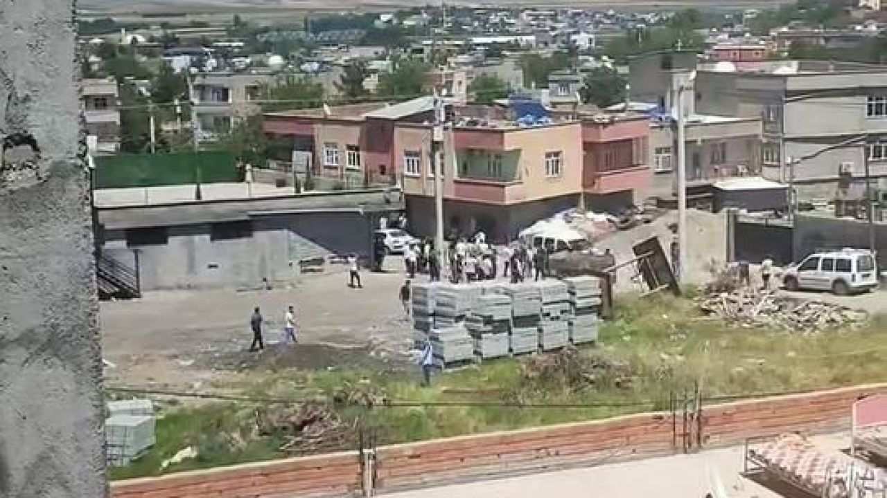 Diyarbakır’da iki grup arasında silahlı kavga: 4 yaralı