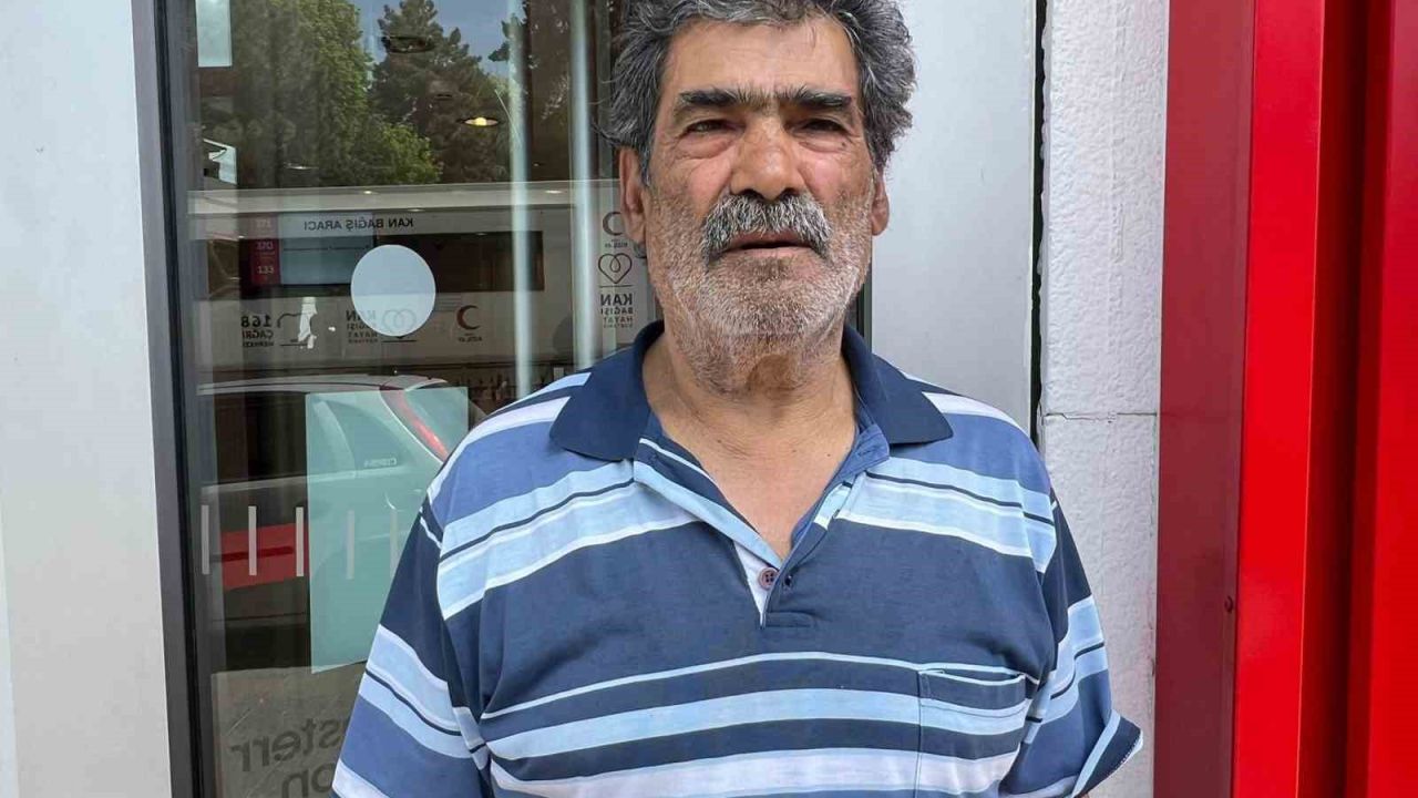 Dolandırıcıların hedefi olan yaşlı adam gerçek polisleri görünce ikna oldu