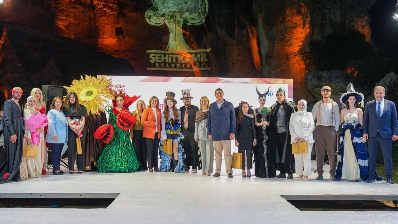 Dülük Antik Kenti, ’Moda Tasarım Haftası’ defilesine ev sahipliği yaptı