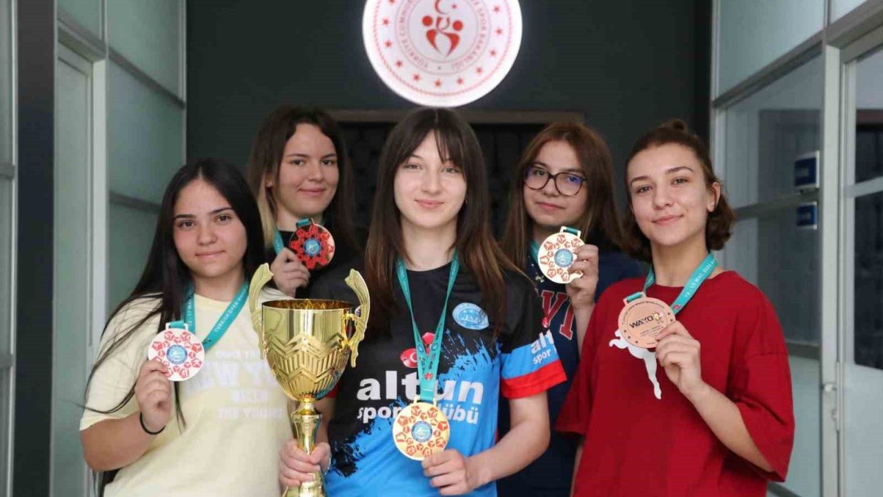 Dünya Kupası’ndan Kayseri’ye 9 madalya
