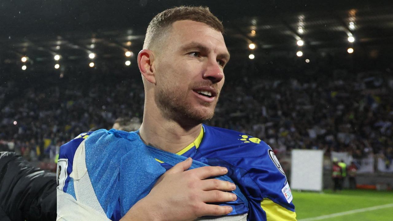 Edin Dzeko, Bosna Hersek'teki çocuklara muhteşem bir mektup yazdı