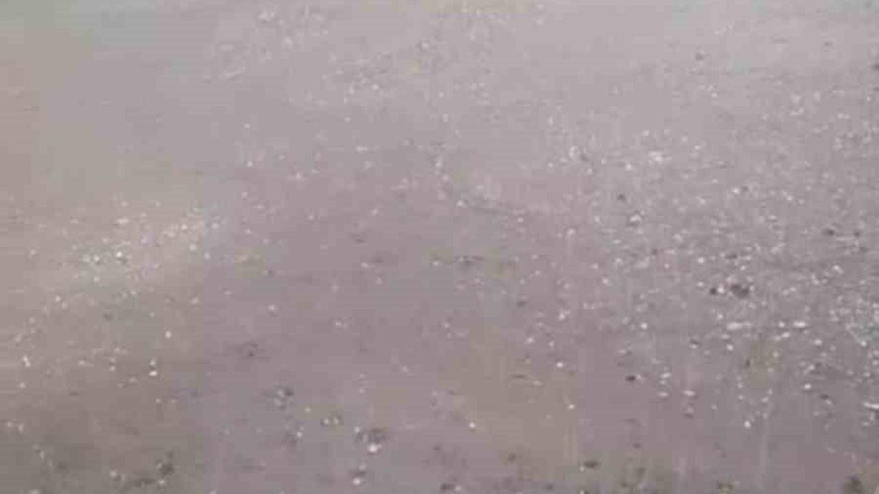 Edirne’de Kapıkule bögesinde dolu yağışı etkili oldu