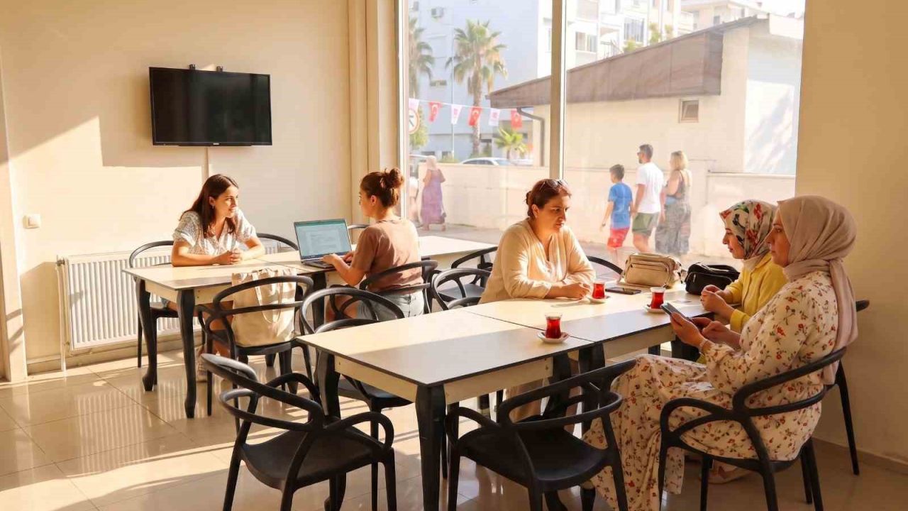 Efeler Belediyesi’nin projeleri vatandaşlardan ilgi görüyor