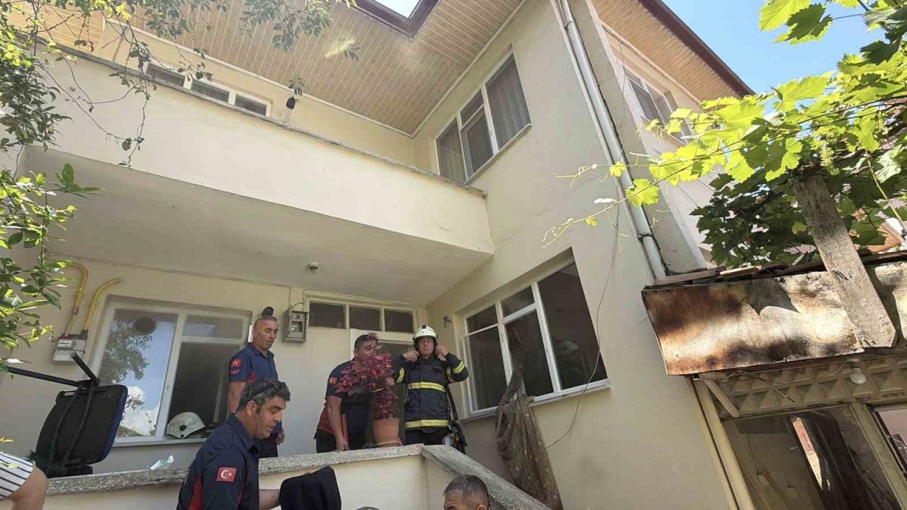 Erbaa’da ev yangınında yaşlı adam hayatını kaybetti