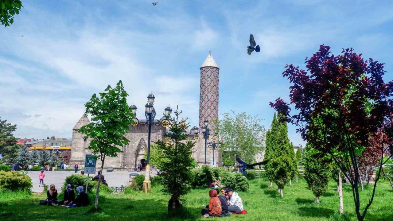 Erzurum ve Ardahan için "sarı" kodlu uyarı