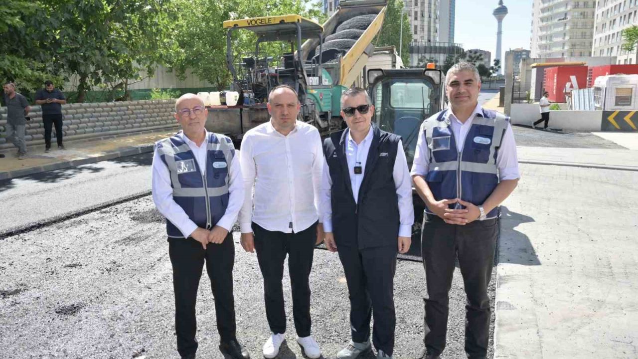 Esenyurt Belediye Başkan Vekili Can Aksoy, asfalt çalışmalarını inceledi
