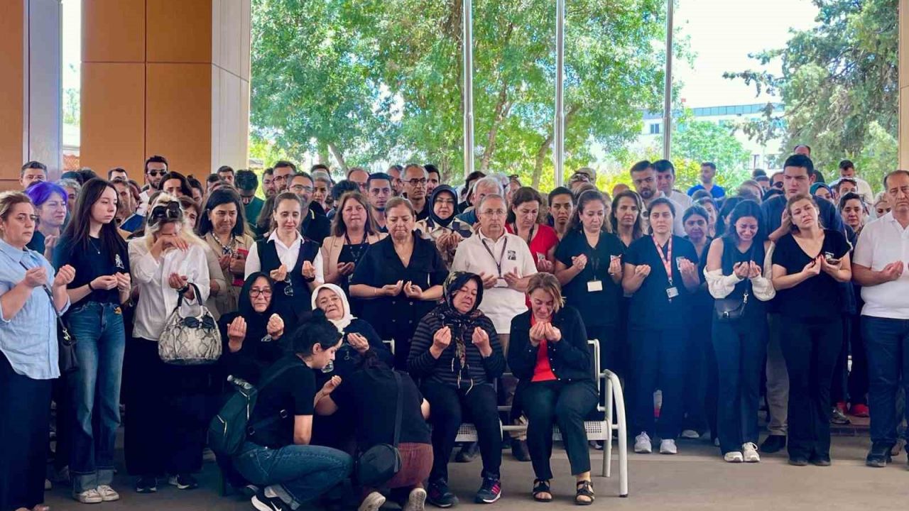 Evinde ölü olarak bulunan 7 aylık hamile hemşire için gözyaşları sel oldu