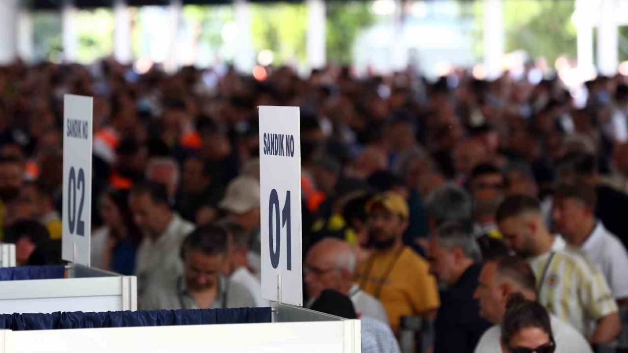 Fenerbahçe’de oy sayma işlemi başladı