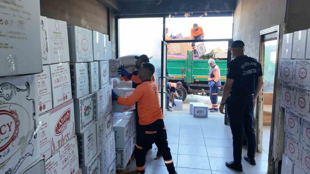 Gaziantep’te 2 ton bozuk kuru pasta imha edildi