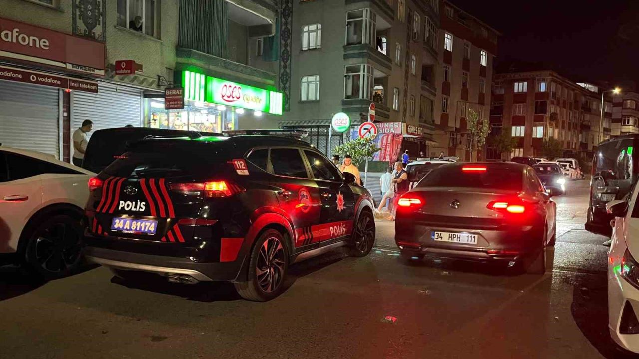 Gaziosmanpaşa’da motosikletli şahıslarca silahlı saldırı: 1 yaralı